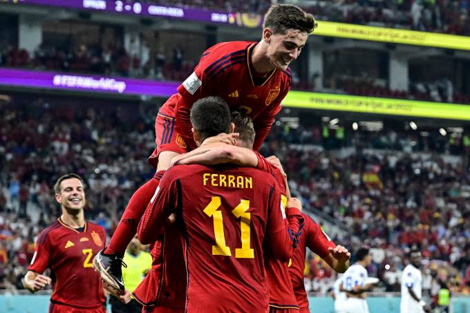 Espanha estreia na Copa com goleada de 7 x 0 contra a Costa Rica